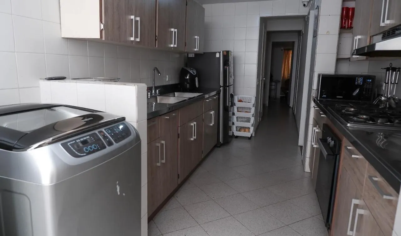 Homestay Casa La Palma Habitacion Cielo Medellin Colombia